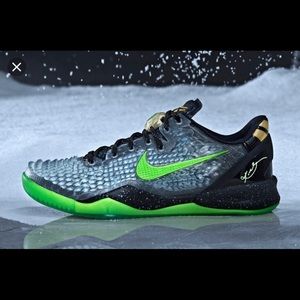 Nike Kobe 8 Christmas Edition GS BRAND NEW